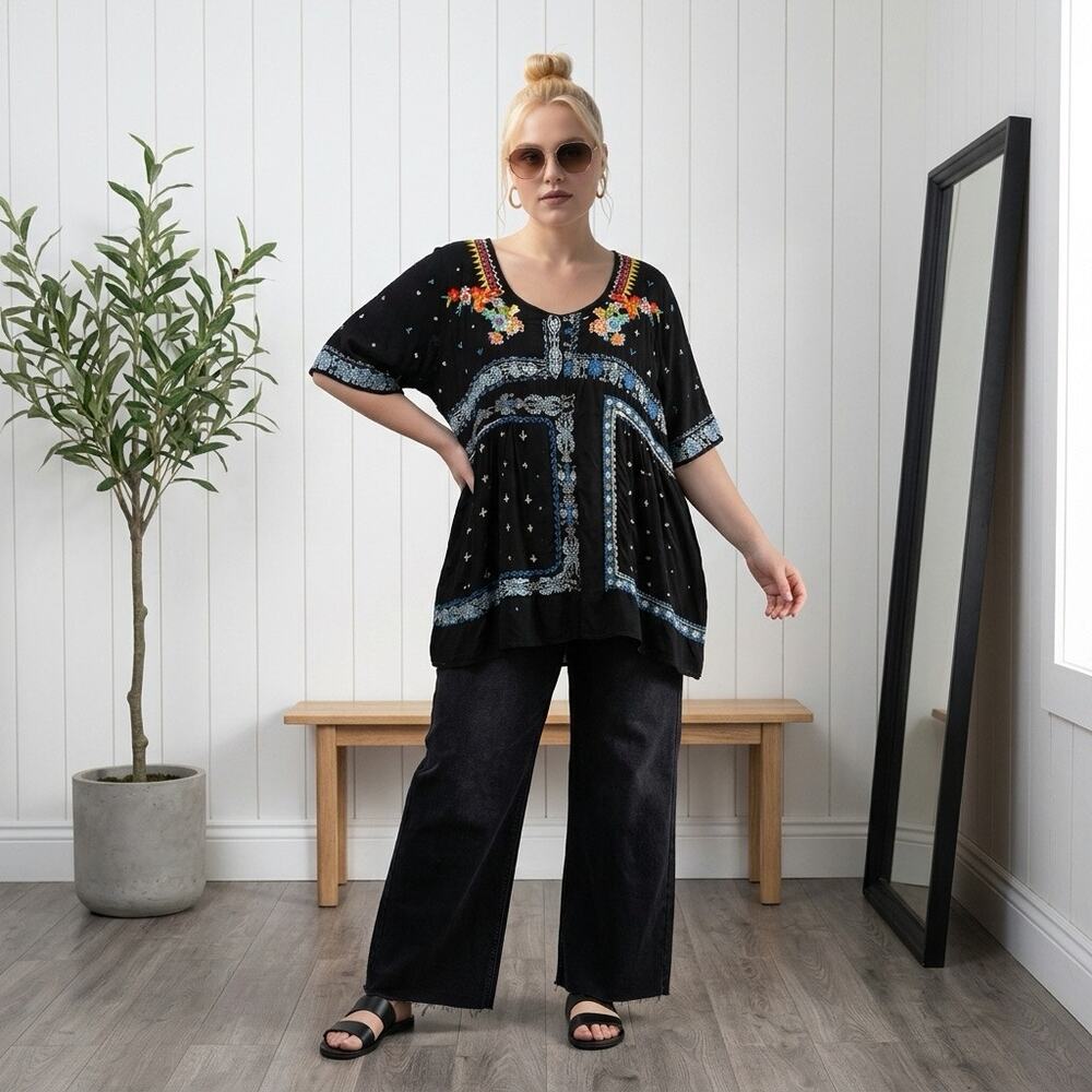 Johnny Was Danny Embroidered Black Tunic Top Boho Floral Silk Blend Oversize 2XL